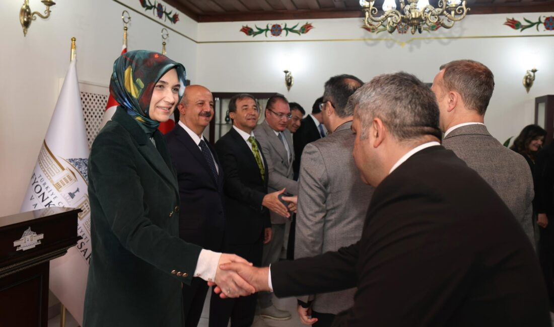 Afyonkarahisar Valisi Doç. Dr. Kübra Güran Yiğitbaşı, bayram sonrası ilk