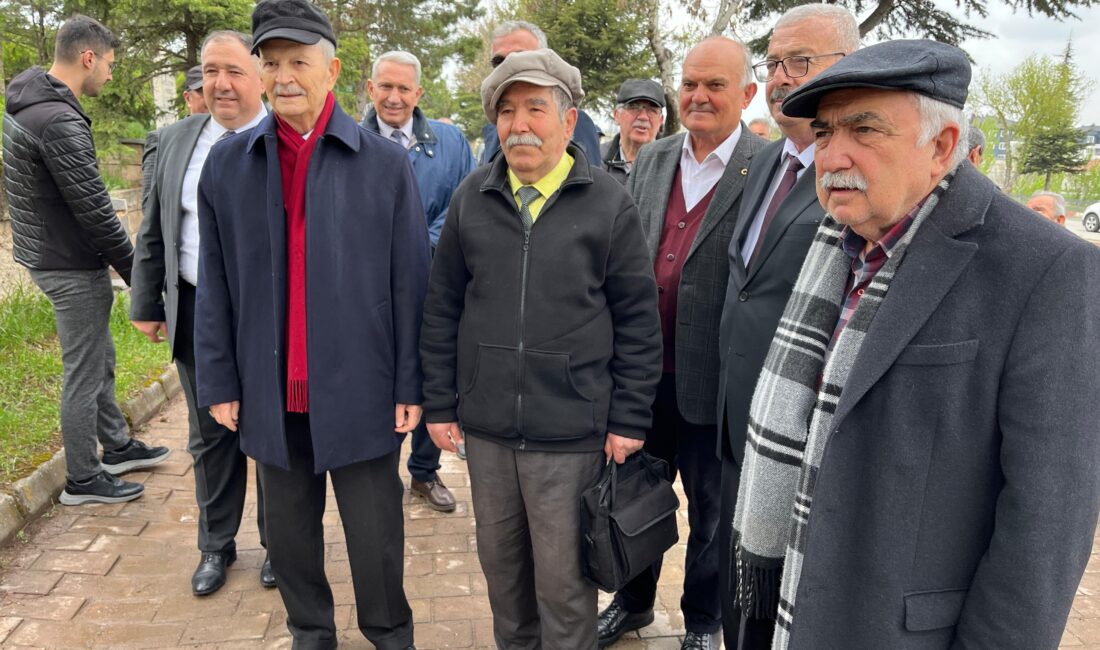 Cumhuriyet dönemi Türk Şair, Yazar ve Folklor Araştırmacısı, Türkiye Büyük