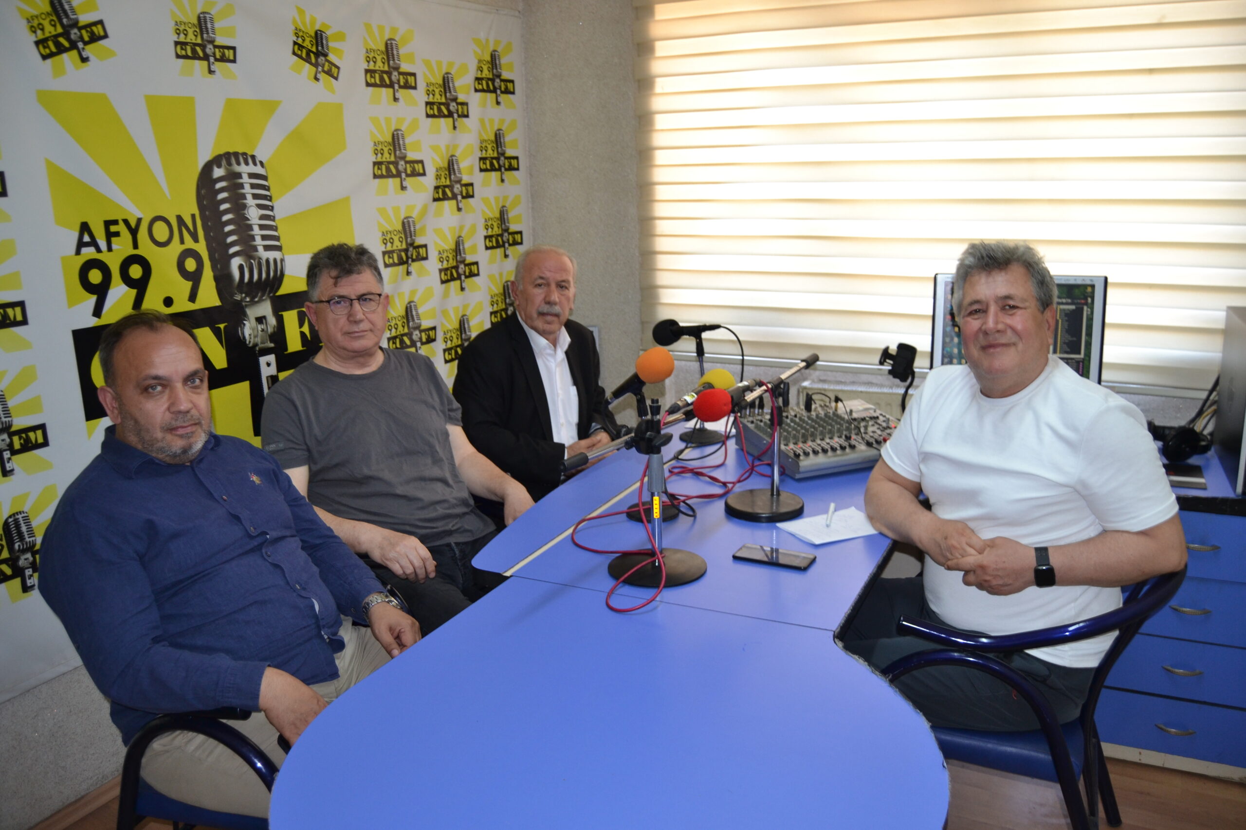 Basın Odası programında konuşan Gazeteci İsmail Akar, “Yerel basında yandaş-candaş