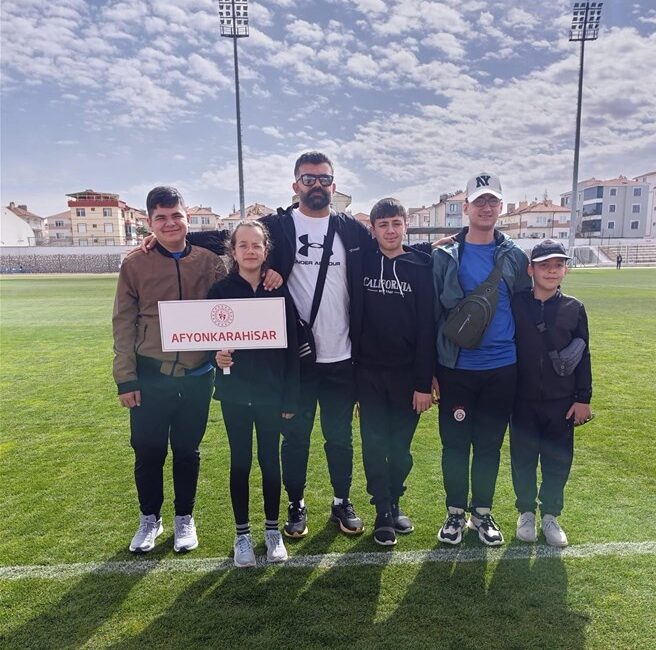 Karaman’da düzenlenen Okul Sporları Özel Sporcular Atletizm Türkiye Şampiyonası'nda Afyonkarahisar’ı