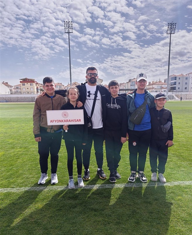 Karaman’da düzenlenen Okul Sporları Özel Sporcular Atletizm Türkiye Şampiyonası'nda Afyonkarahisar’ı