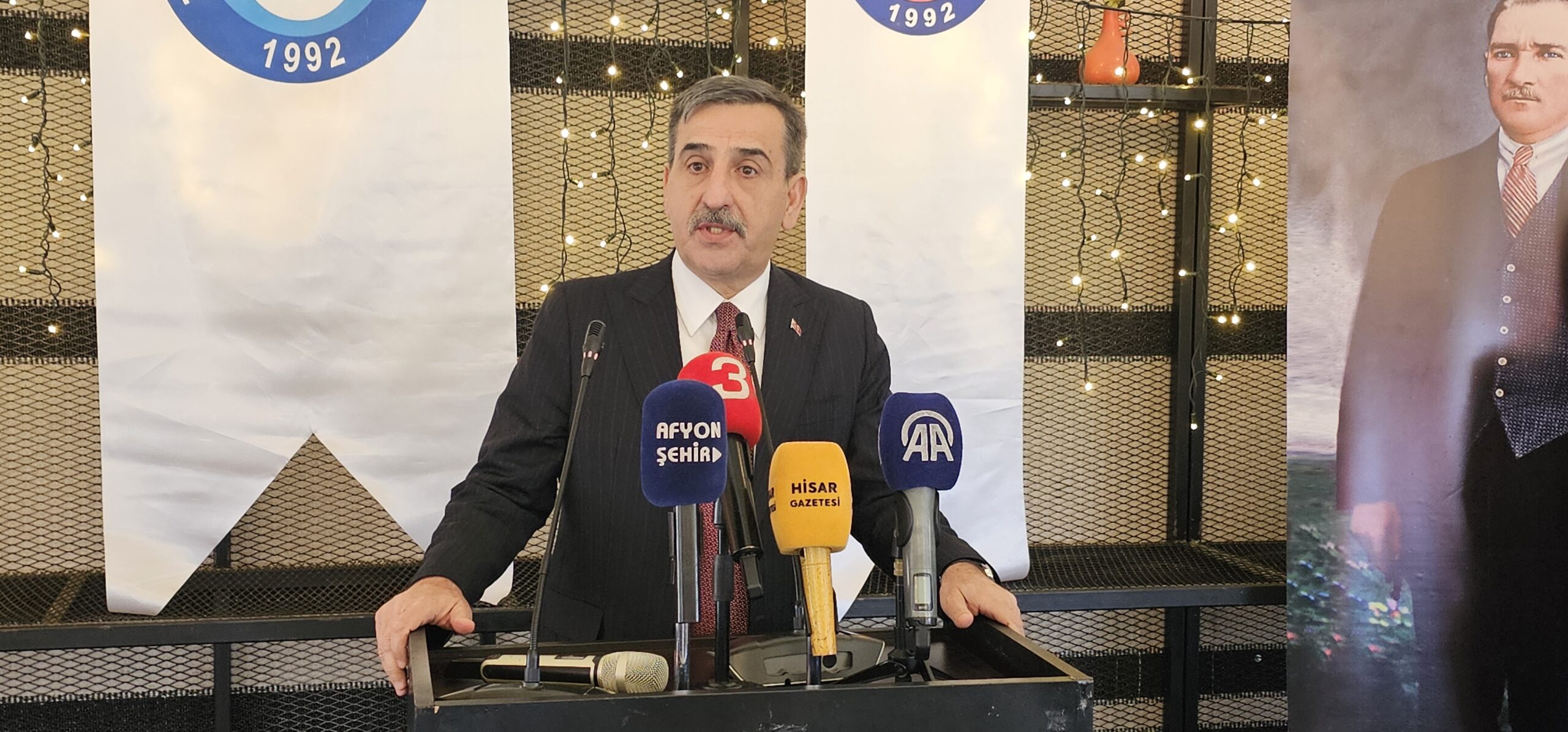 Türkiye Kamu-Sen Genel Başkanı Önder Kahveci, Afyonkarahisar’da işyeri temsilcileri istişare