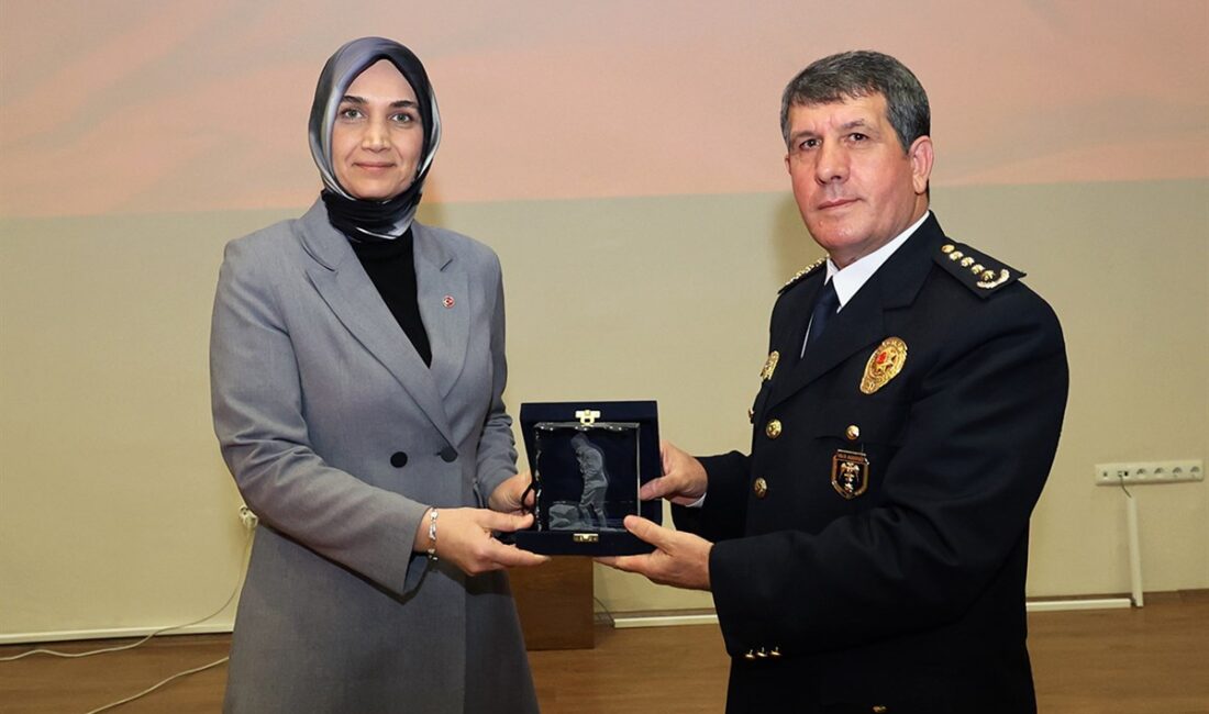 
Vali Doç. Dr. Kübra Güran Yiğitbaşı, "Türk Polis Teşkilatının 180.