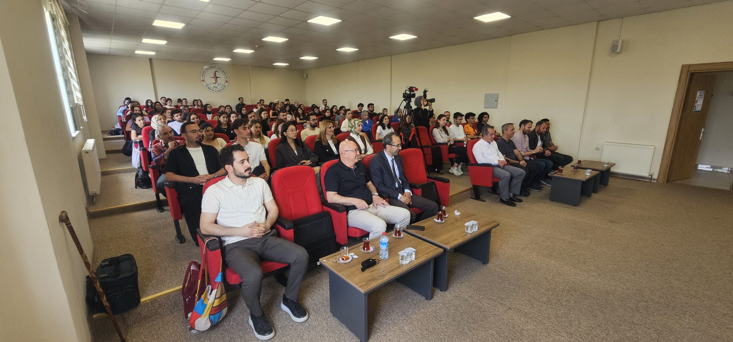 Afyon Kocatepe Üniversitesi’nde Turizm Fakültesi’nin 20. Yılı ve Turizm Haftası