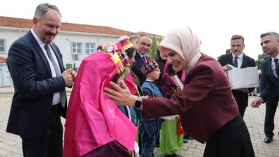 Aile ve Sosyal Hizmetler Bakanı Mahinur Özdemir Göktaş, Tekirdağ'da bayramlaşma