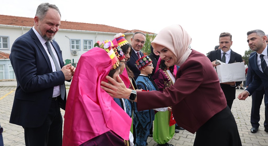 Aile ve Sosyal Hizmetler Bakanı Mahinur Özdemir Göktaş, Tekirdağ'da bayramlaşma