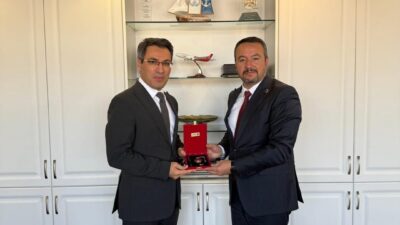 
Sandıklı Belediye Başkanı Adnan Öztaş, Ankara’da gerçekleştirdiği temaslar kapsamında çeşitli