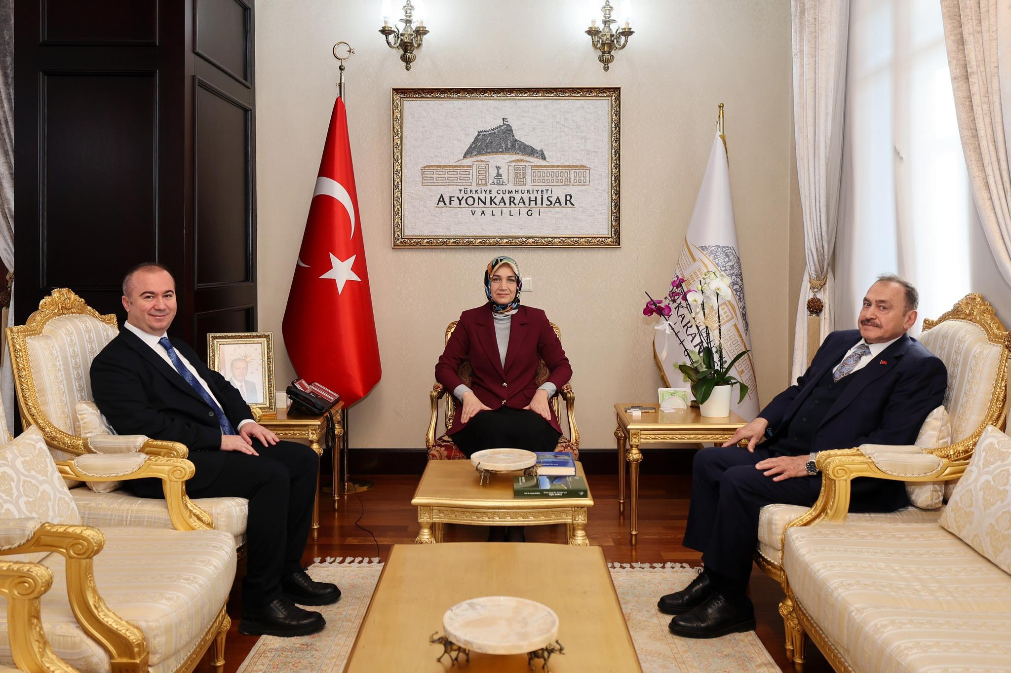 Eroğlu ve Uluçay’dan Vali Yiğitbaşı’na ziyaret Afyonkarahisar Valisi Doç. Dr.