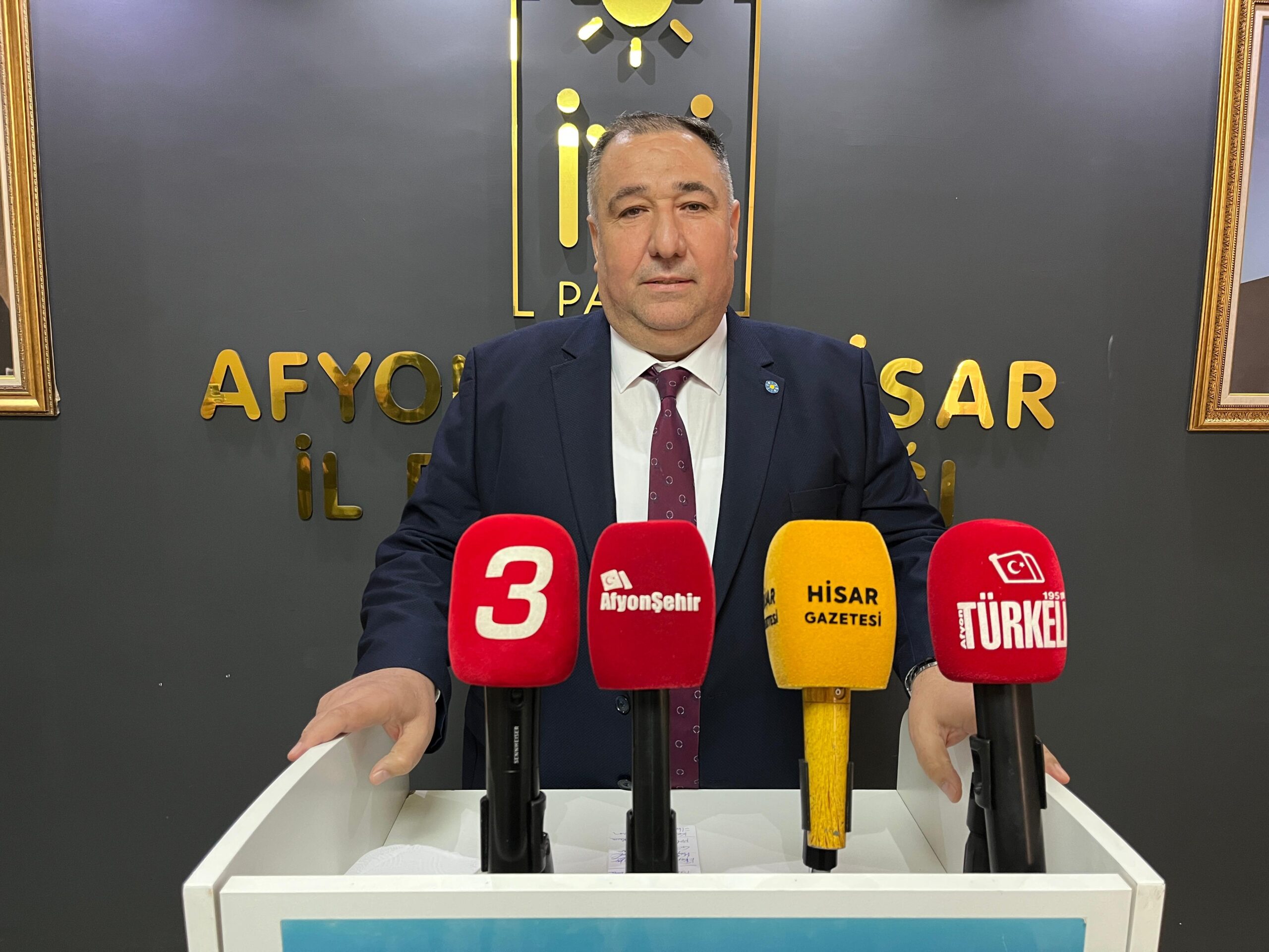 İYİ Parti Afyonkarahisar İl Başkanlığı tarafından haftalık olağan basın toplantısı