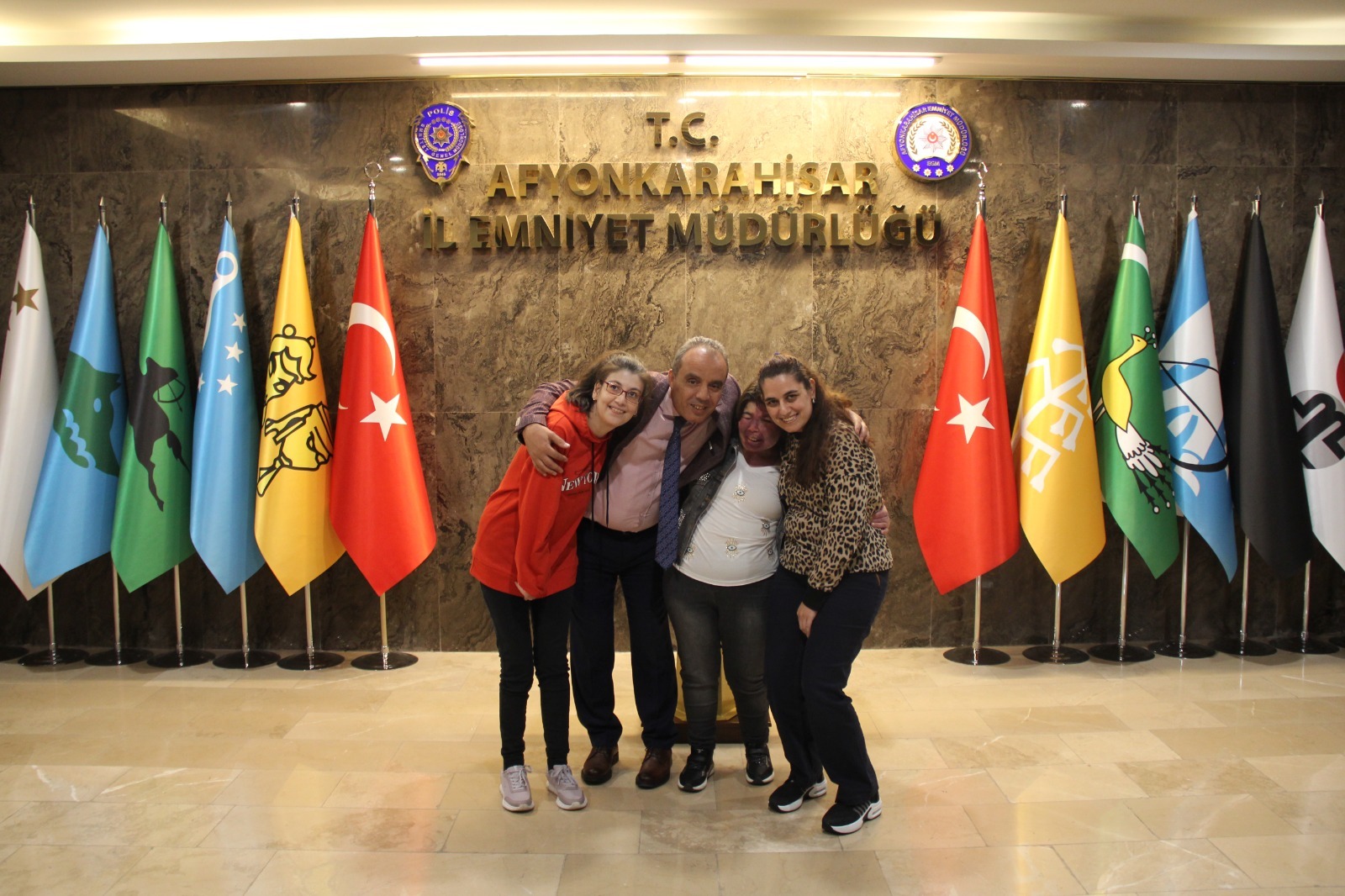 Afyonkarahisar’a yeni atanan İl Emniyet Müdürü Ahmet Birtan Erol’a hem