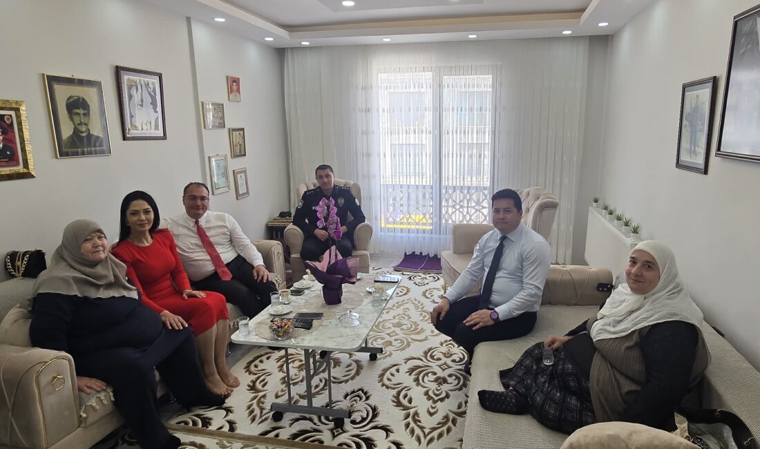   Bolvadin Kaymakamı Ali Arıkan ve Bolvadin Belediye Başkanı Derviş