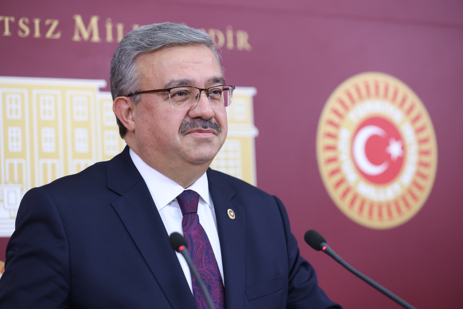 AK Parti Afyonkarahisar Milletvekili İbrahim Yurdunuseven, sosyal medya hesabında paylaşım
