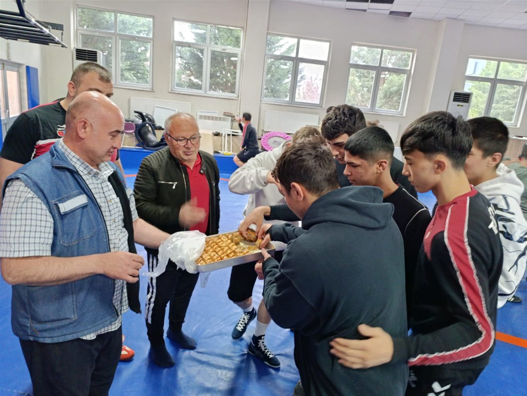 Afyonkarahisar TOHM (Türkiye Olimpiyat Hazırlık Merkezi) güreşçileri, 6-7 Nisan’da U-17