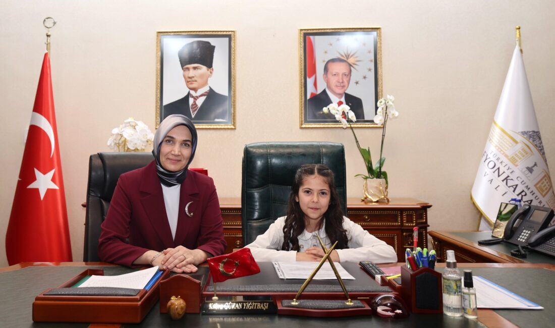 Vali makamı minik Zeynep Sultan’a emanet Afyonkarahisar’da 23 Nisan Ulusal Egemenlik ve Çocuk Bayramı, coşku ve