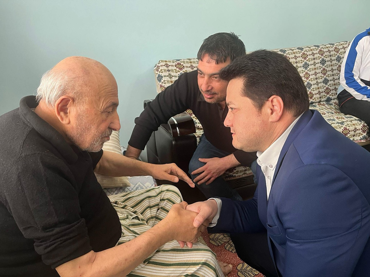 
Bolvadin Belediye Başkanı Derviş Aynacı, kentin önemli kültür insanlarından tarihçi