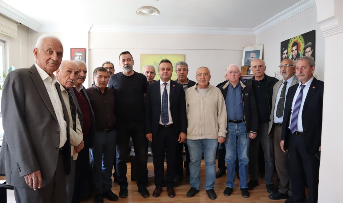 Cumhuriyet Halk Partisi İl Başkanı Faruk Duha Erhan ve yönetim