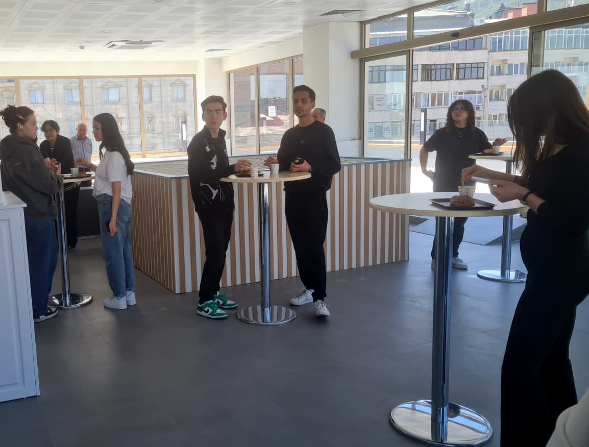 Afyonkarahisar Valiliği himayelerinde İl Kültür ve Turizm Müdürlüğü koordinesinde kütüphane