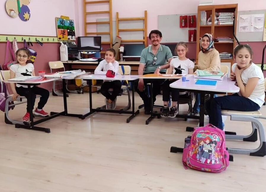   Afyonkarahisar Rehberlik ve Araştırma Merkezi, ilimizde tek olan Kadaifçioğlu