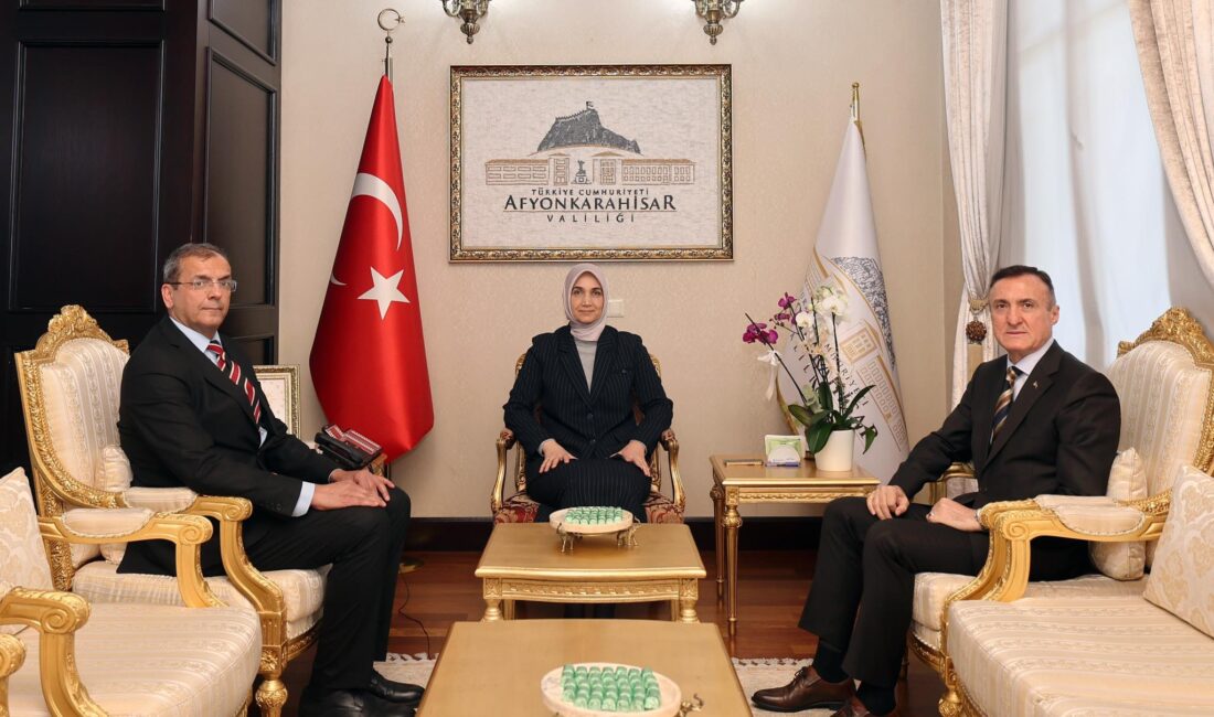 Vali Yiğitbaşı, TSKGV temsilcilerini kabul etti Afyonkarahisar Valisi Doç. Dr. Kübra Güran Yiğitbaşı, Türk Silahlı Kuvvetlerini