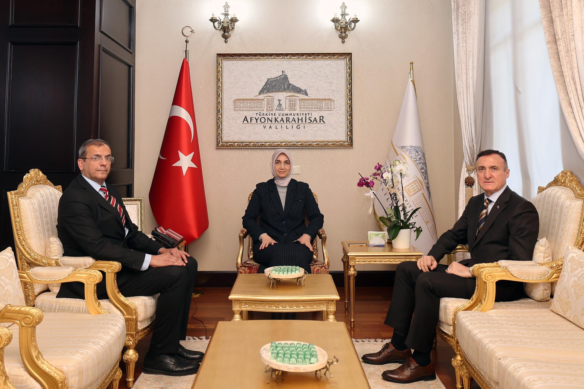 Afyonkarahisar Valisi Doç. Dr. Kübra Güran Yiğitbaşı, Türk Silahlı Kuvvetlerini
