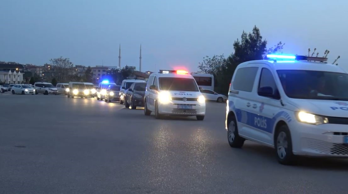 Denizli’de Kaçakçılık ve Organize Suçlarla Mücadele Şube Müdürlüğü ekipleri tarafından