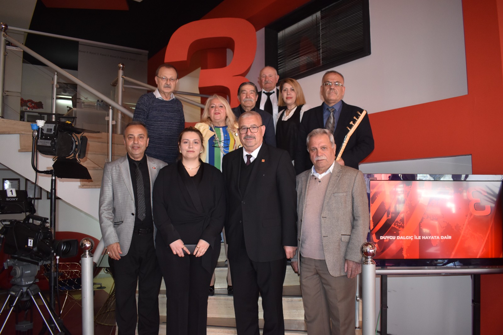 Afyonkarahisar Yazarlar ve Şairler Derneği (AFYAŞAD),Kanal 3 Televizyonu'nu ziyaret etti.
