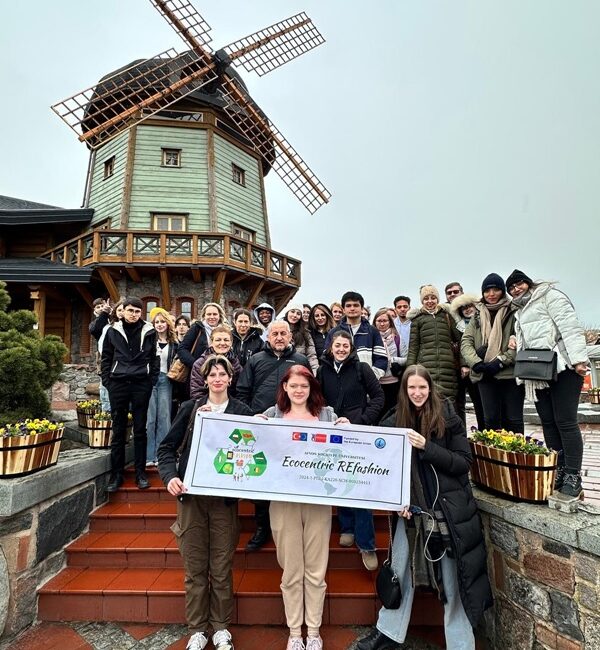 Afyon Kocatepe Üniversitesi (AKÜ) Erasmus+ programı kapsamında yürütülen “Ecocentric ReFashion”