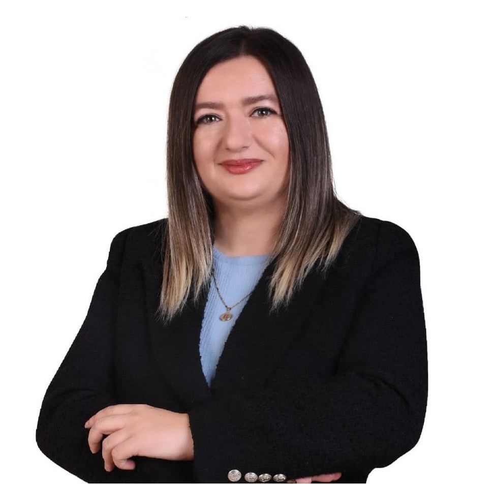 Evciler Belediye Başkanı Berrin Uğurlu, Kadınlara Seçme ve Seçilme Hakkı