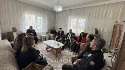 Bayat Belediye Başkanı Halil İbrahim Bodur, İlçe Kaymakamı Osman Emre