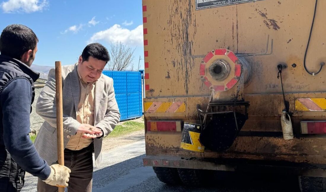 Bolvadin Belediyesi, sorumluluk alanı dışında da hizmete devam ediyor. Derekarabağ