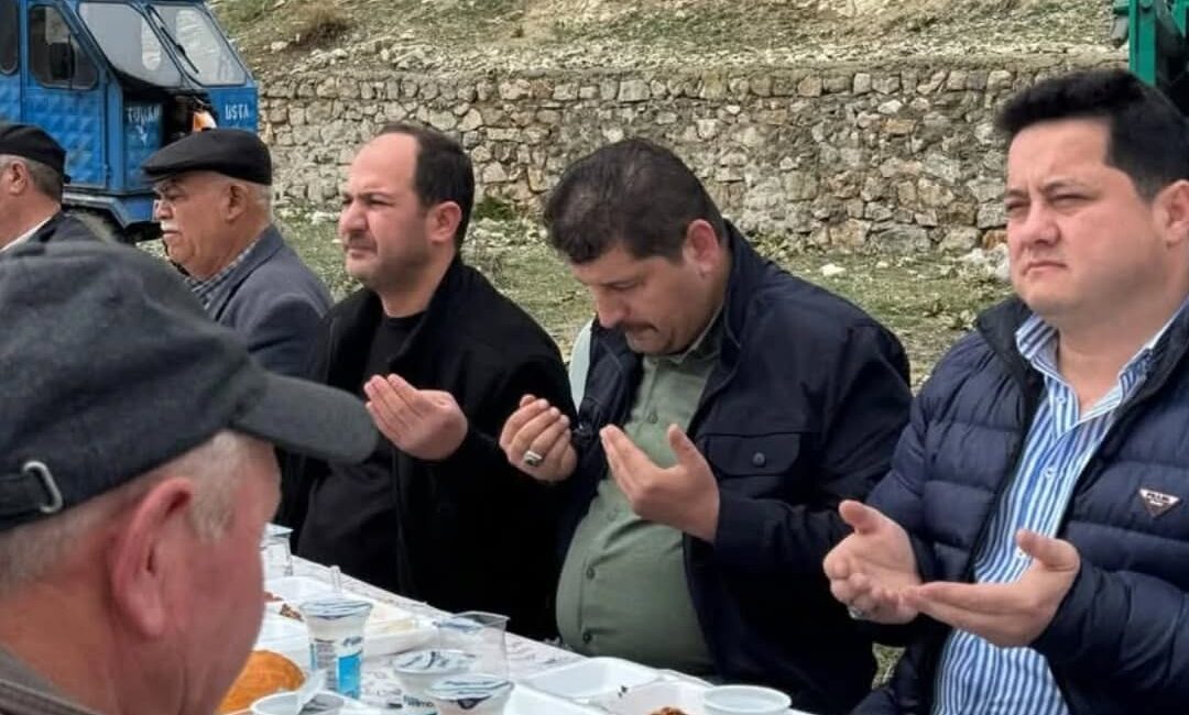 Afyonkarahisar’ın Bolvadin ilçesine bağlı Dipevler Köyü’nde yağmur ve şükür duası