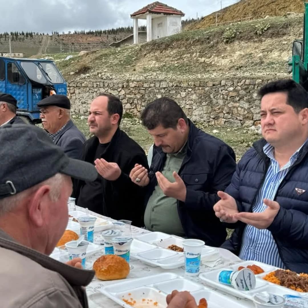 Afyonkarahisar’ın Bolvadin ilçesine bağlı Dipevler Köyü’nde yağmur ve şükür duası
