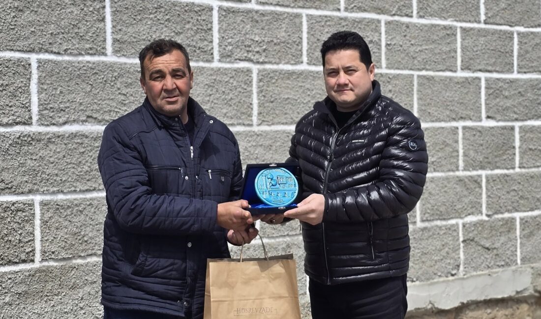 Bolvadin Belediye Başkanı Derviş Aynacı, Belediye Meclis Üyesi Cafer Kovan
