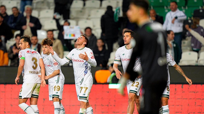 Ziraat Türkiye Kupası çeyrek final maçında TÜMOSAN Konyaspor, konuk ettiği