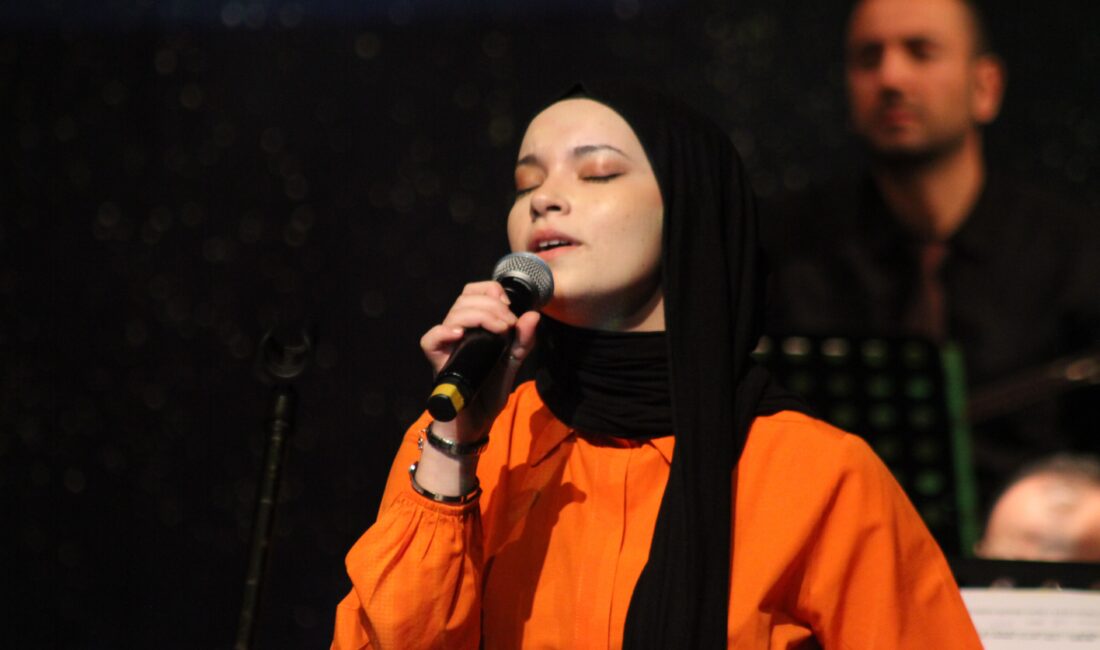 Uşak'ta İl Milli Eğitim Müdürlüğü koordinesinde 11 öğrencinin sahne aldığı