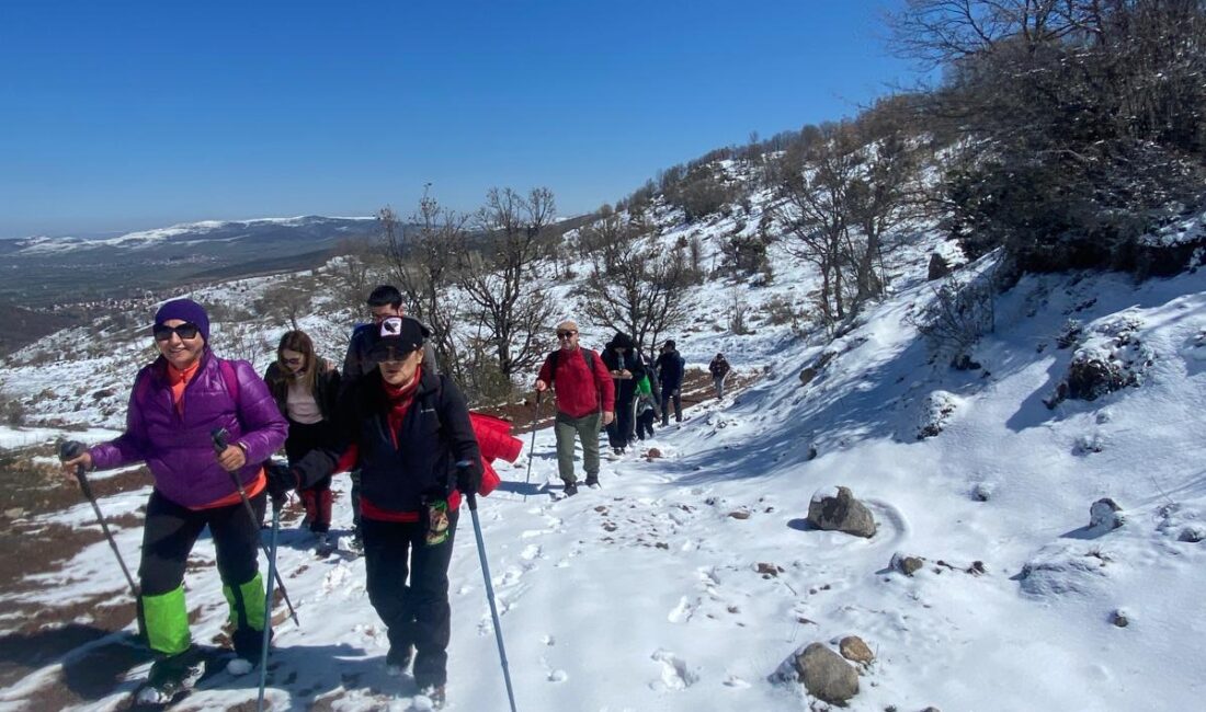 Afyonkarahisar Doğa Sporları Kulübü (AFDOS) üyeleri Pazar günü Taşoluk beldesinin