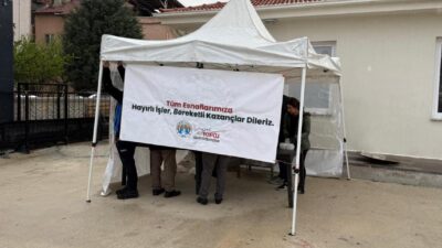 Dinar Belediye Başkanı Veysel Topçu’nun talimatıyla başlatılan Salı Pazarı esnaflara