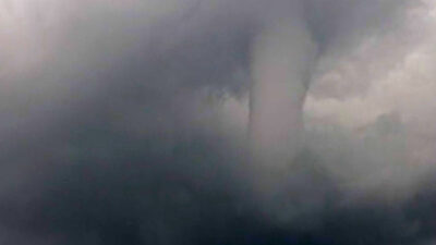 ABD'de etkili olan hortum nedeniyle hayatını kaybedenlerin sayısı 4'e yükseldi.