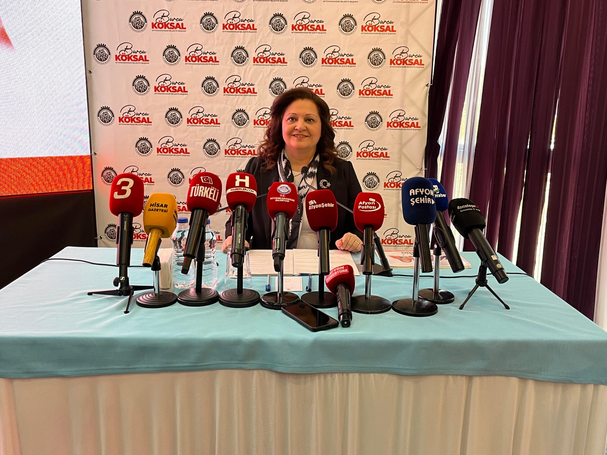 Afyonkarahisar Belediye Başkanı Burcu Köksal, görevdeki bir yılını değerlendirmek amacıyla