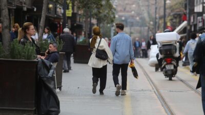 Evlenmek isteyenlerin masrafları giderek artarken, boşanmak isteyenler de benzer bir