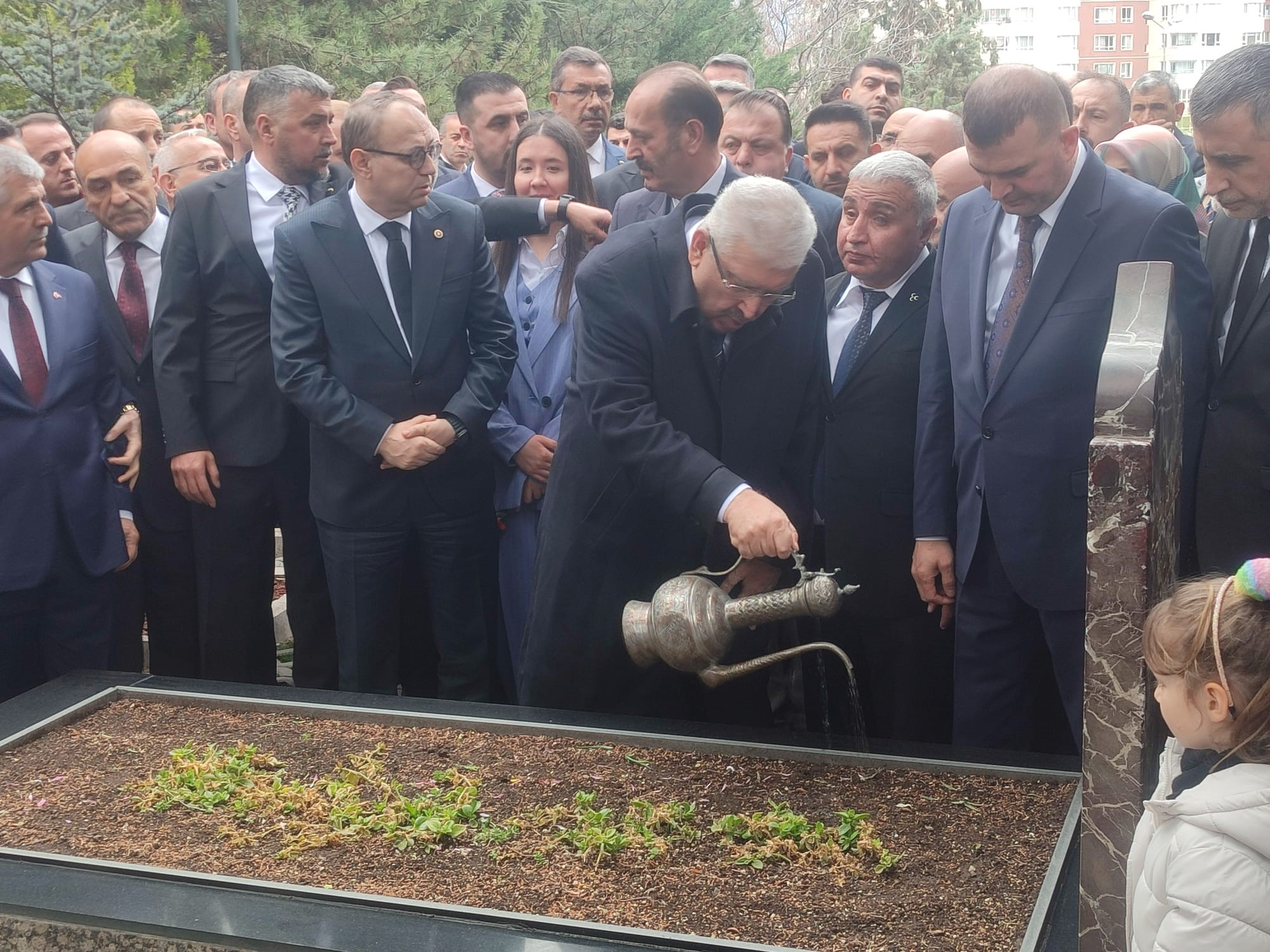  Eski MHP Genel Başkanı Alparslan Türkeş, ölümünün 28’inci yıldönümünde Ankara'daki