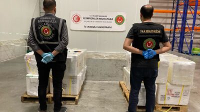 Ticaret Bakanlığı Gümrükler Muhafaza Posta/Kargo NARKOKİM Ekipleri’nin İstanbul Havalimanı-Kargo-Eşya bölümünde