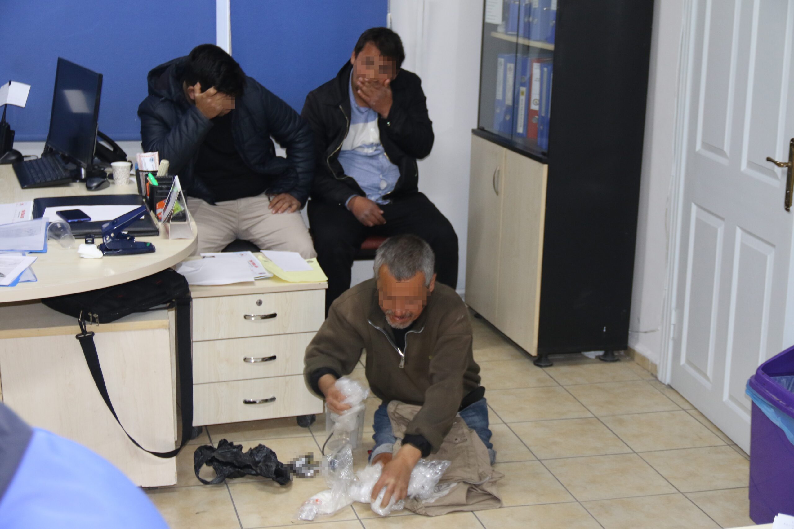 "Eskişehir’de Dilencilikten Elde Edilen 42 Bin TL ve Dolar Ele