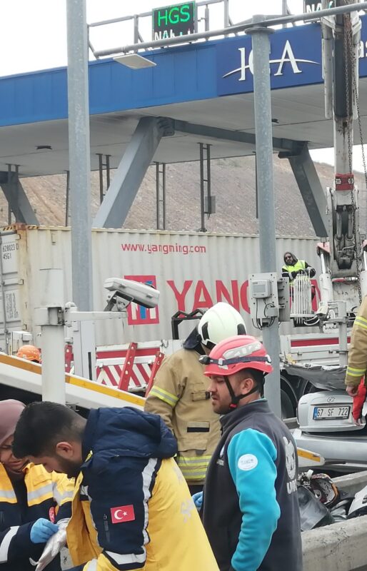  İstanbul'un Pendik ilçesinde, Kuzey Marmara Otoyolu üzerinde sabah saatlerinde meydana