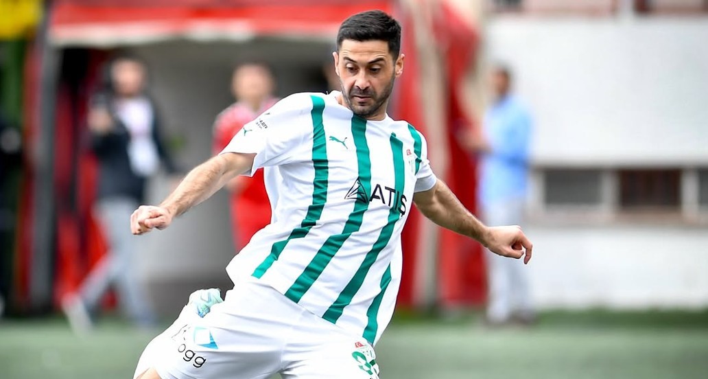 Bursaspor’un sezon başında Iğdır Futbol Kulübü'nden kadrosuna kattığı Mustafa Tahir