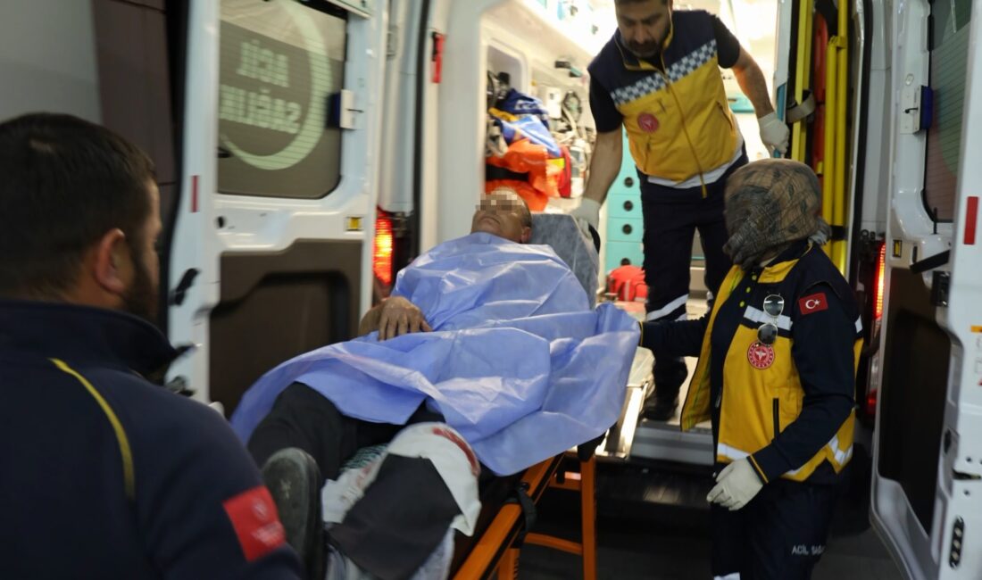 Park yüzünden kavga ettiği komşusunu bıçakladı Aksaray’da araç parkı yüzünden komşusuyla tartışan şahıs komşusunu bıçakla yaraladı.