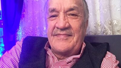 Kütahya’nın Simav ilçesinde, yangına müdahaleye giden arazöz ile otomobil çarpıştı.