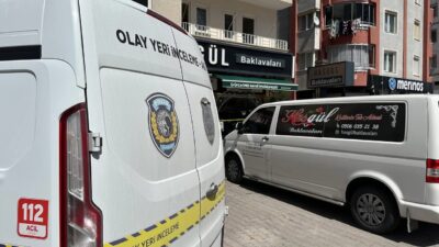  Kayseri'nin Kocasinan ilçesinde alışveriş yaptığı sırada husumetlisi tarafından tabancayla vurularak