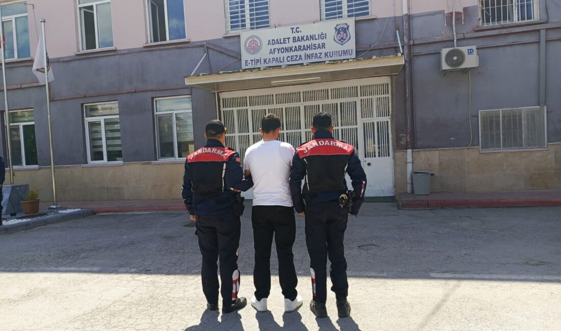 
Afyonkarahisar’da jandarma ekiplerinin titiz takibi sonucu hakkında 8 yıl
