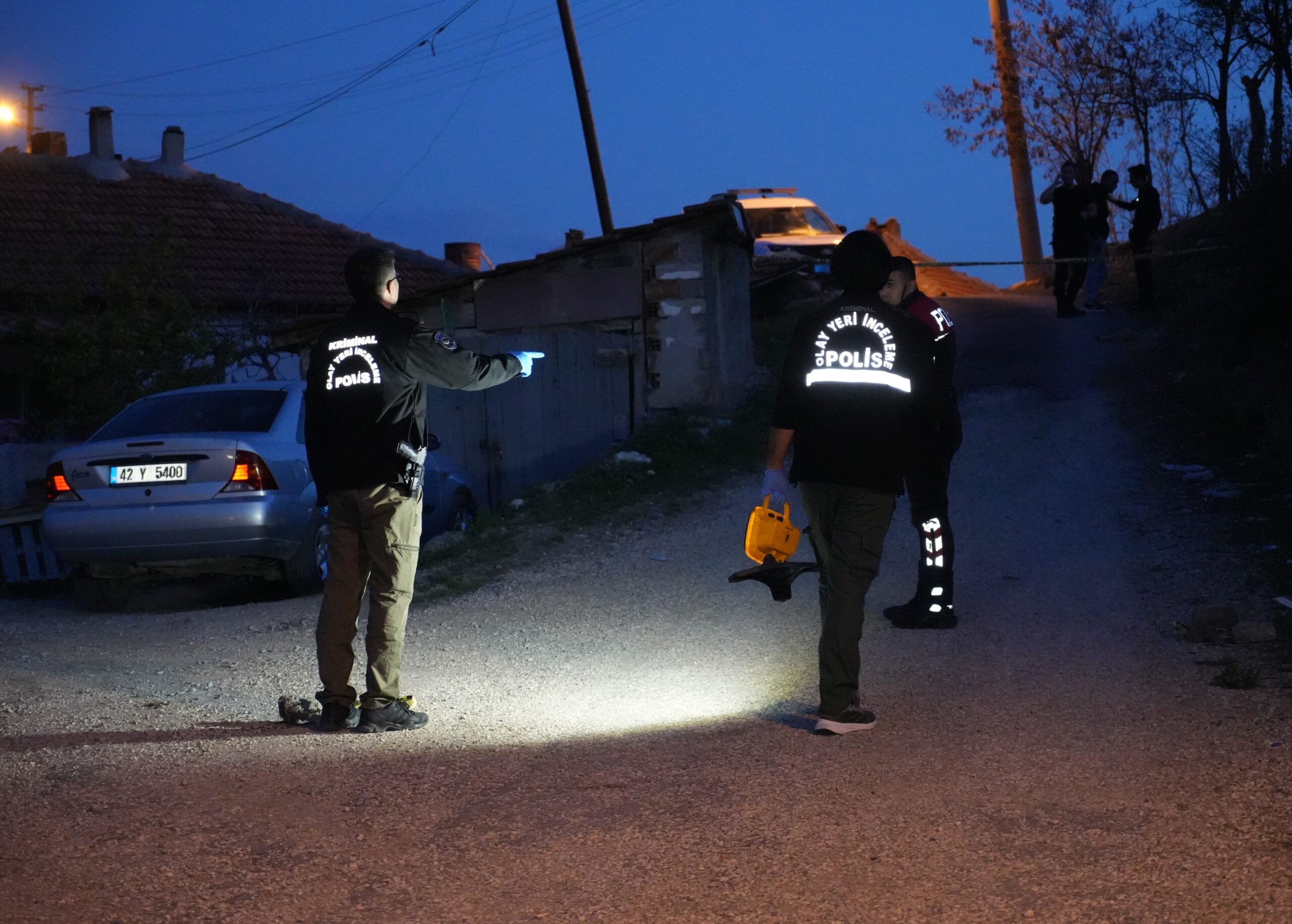 Kırıkkale’de çıkan silahlı kavgada bir kişi tabancayla omzundan yaralandı. Yaralı